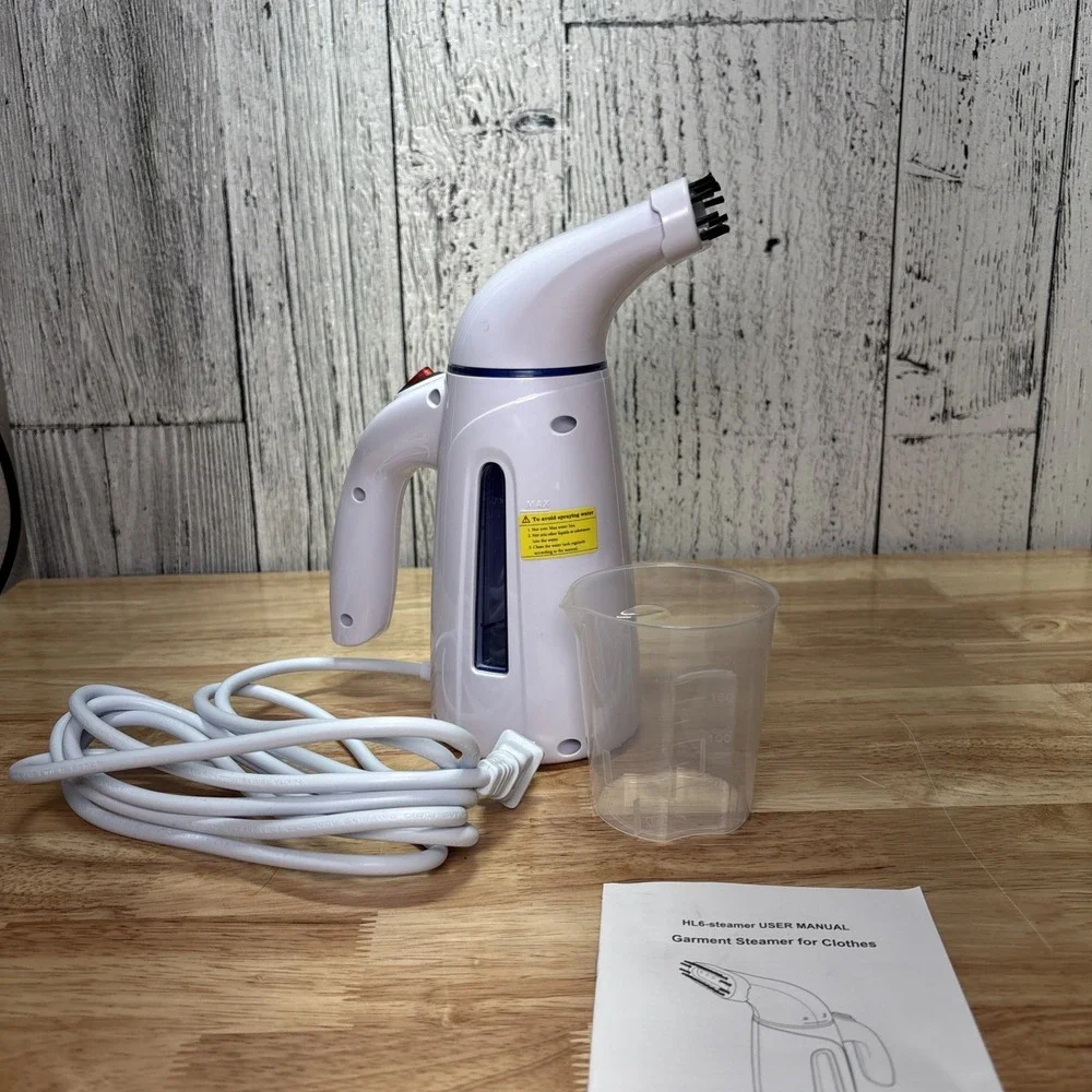 OG Hom Portable Handheld Garment Steamer 240ml / 8 oz Cup  New In Box Open